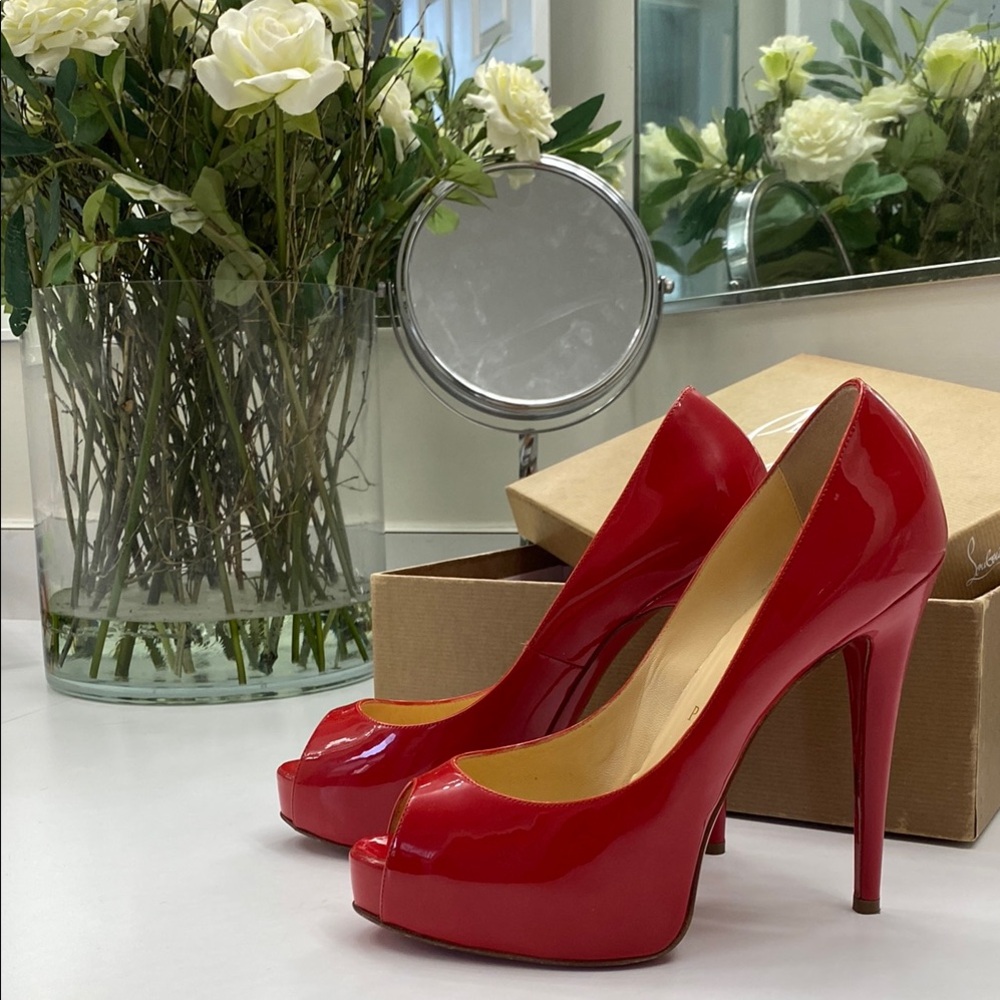 Christian Louboutin Red Patent Very Prive 120